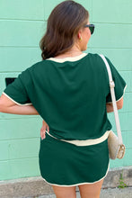 Evergreen Plus Size Contrast Trim T Shirt and Skort Two Piece Set