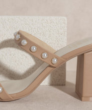 OASIS SOCIETY Victoria   Pearl Strap Heel