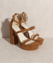 OASIS SOCIETY Raelynn   Suede Platform Heels