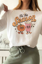 TIS THE SEASON GRAPHIC SWEATSHIRT