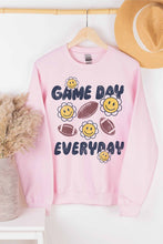 GAME DAY EVERYDAY GRAPHIC SWEATSHIRT