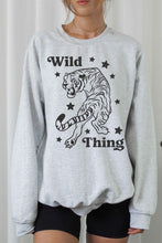 WILD TIGER STAR GRAPHIC Sweatshirt