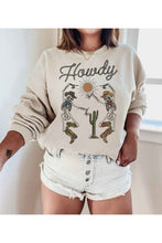 HOWDY SKELETON GRAPHIC SWEATSHIRT