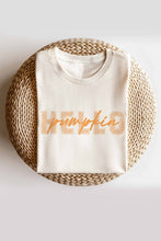 HELLO PUMPKIN GRAPHIC TEE